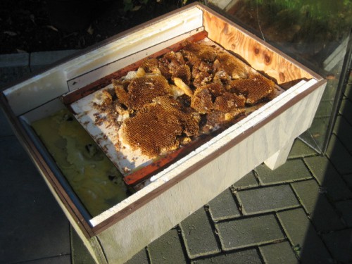 Er zit een barst in het glas, omdat het dubbelglas is leg ik de goede kant boven