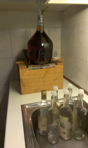 gereed om ver te hevelen/bottelen.