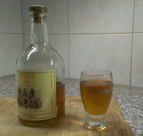 Genieten van een goed glas mede